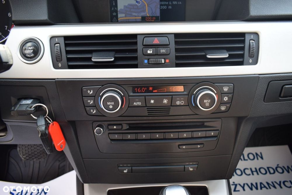 BMW Seria 3 - 32