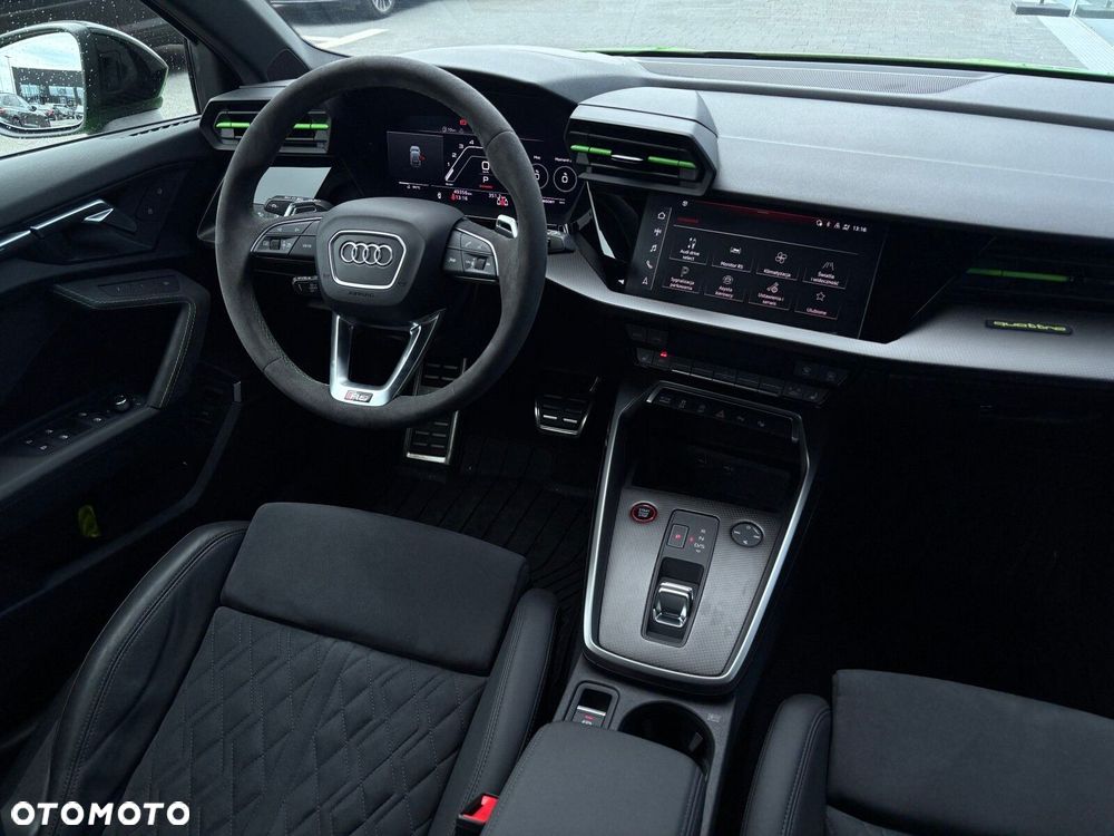 Audi RS3 Sportback - 15