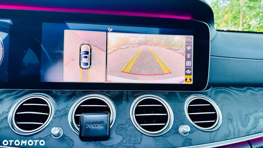 Mercedes-Benz Klasa E 220 d 4-Matic 9G-TRONIC - 30