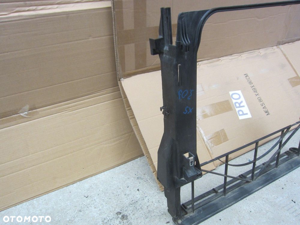 BMW X5 E53 3.0D M57 WZMOCNIENIE OBUDOWA RAMKA CHŁODNICY 17101439105 - 3