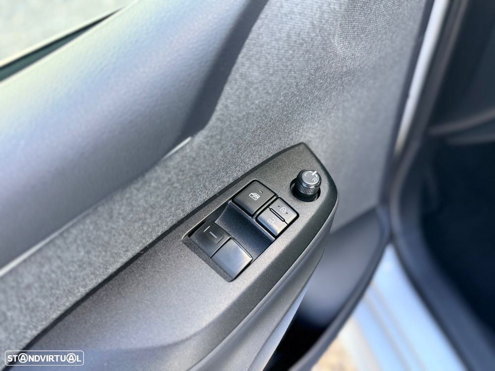 Toyota Yaris 1.5 HDF Comfort - 16
