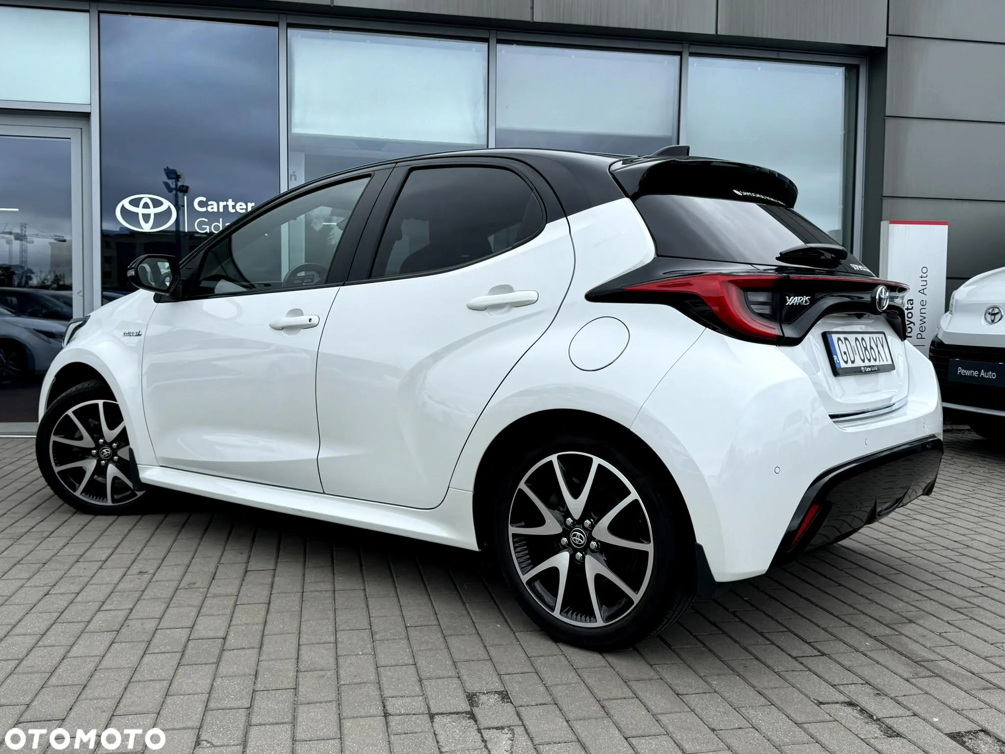 Toyota Yaris Hybrid 1.5 Selection Style - 7