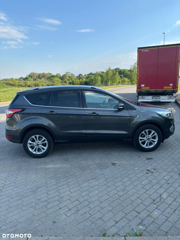 Ford Kuga 1.5 EcoBoost FWD Titanium ASS MMT6 - 6