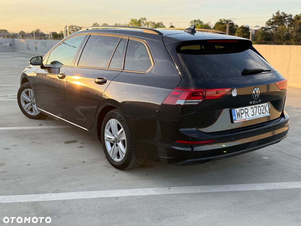Volkswagen Golf - 32