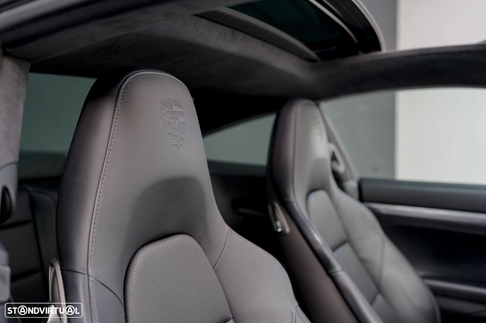 Porsche 911 (991) Turbo PDK - 5