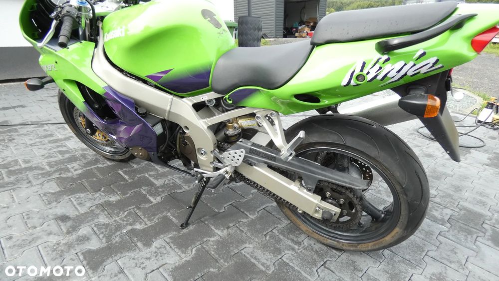 Kawasaki ZX - 7
