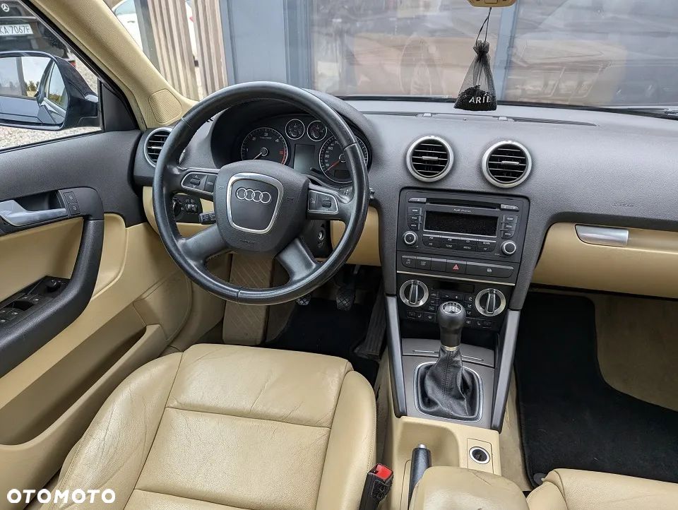 Audi A3 Sportback 2.0 TDI Ambiente - 19