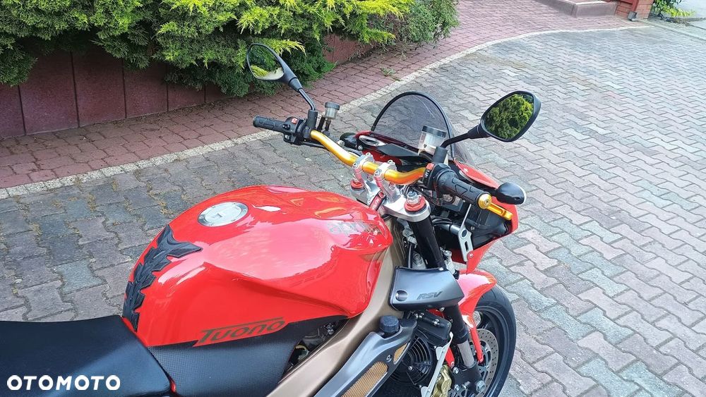 Aprilia Tuono - 6