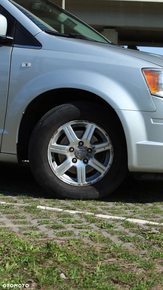 Chrysler Grand Voyager 2.8 CRD Automatik Limited - 3