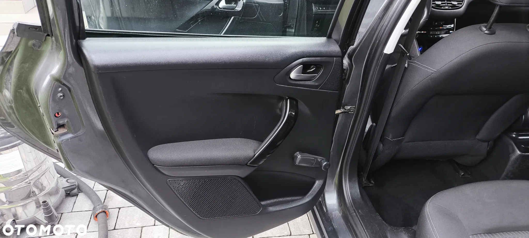 Peugeot 208 1.2 PureTech Allure - 26