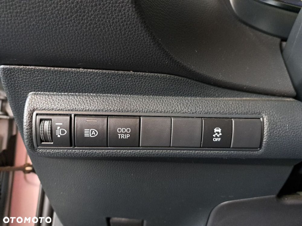 Toyota Corolla 1.8 Hybrid Comfort - 35