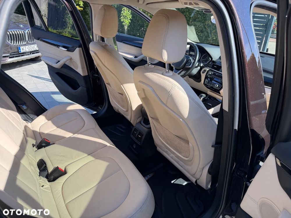 BMW X1 - 16