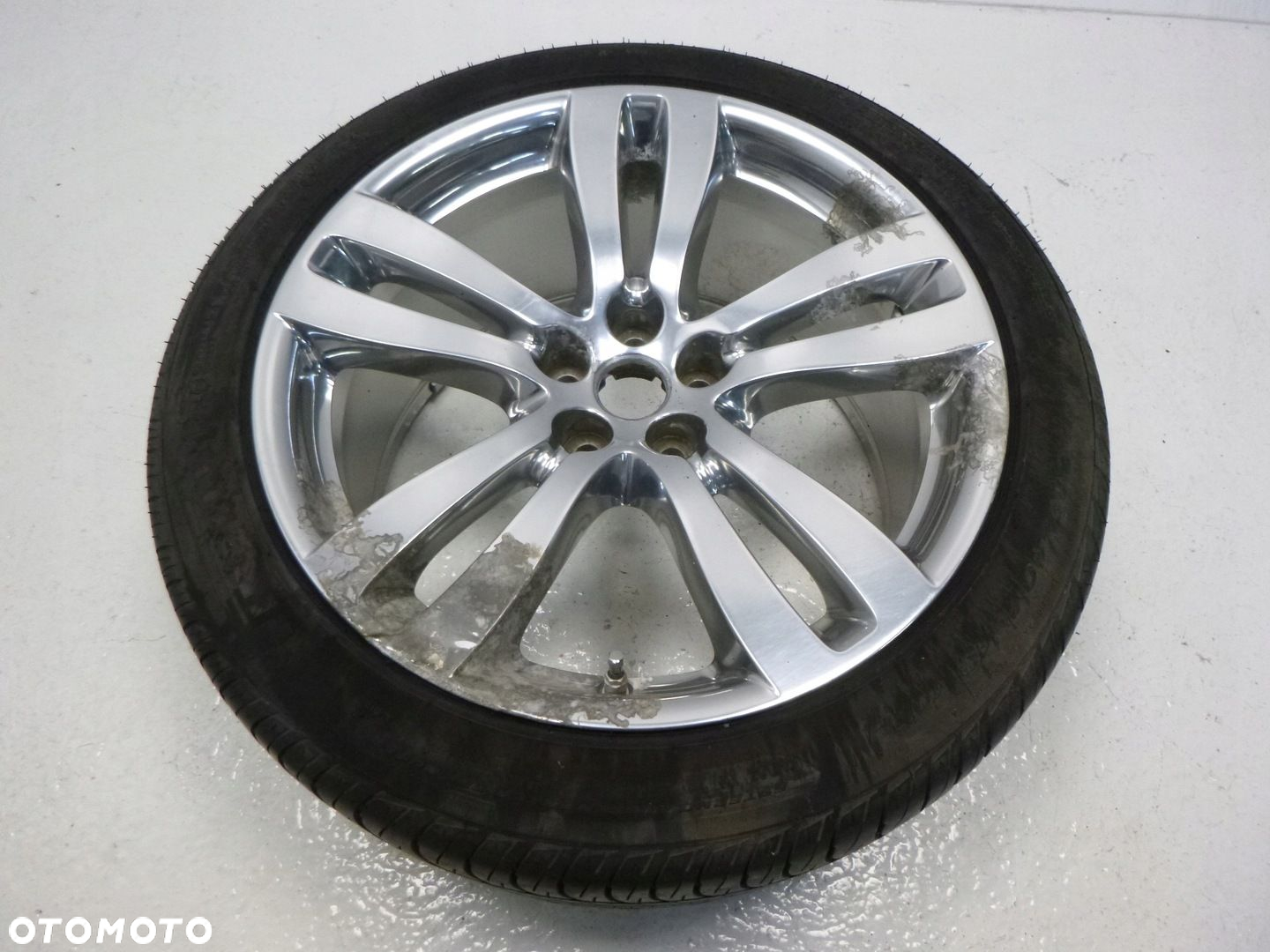 JAGUAR XF XE XJ 10X19 ORYGINALNA FELGA ALUMINIOWA R19 ET46 5x108 OPONA PIRELLI 275/40 WIELOSEZON KOŁO - 3