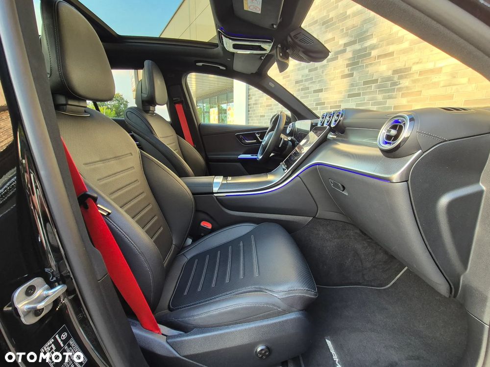 Mercedes-Benz GLC 300 4Matic 9G-TRONIC AMG Line Advanced - 23