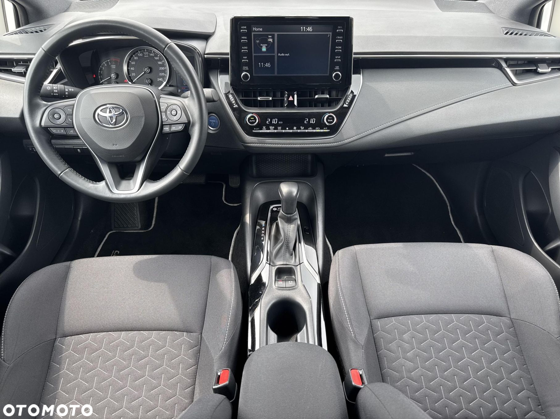 Toyota Corolla 1.8 Hybrid Comfort - 11