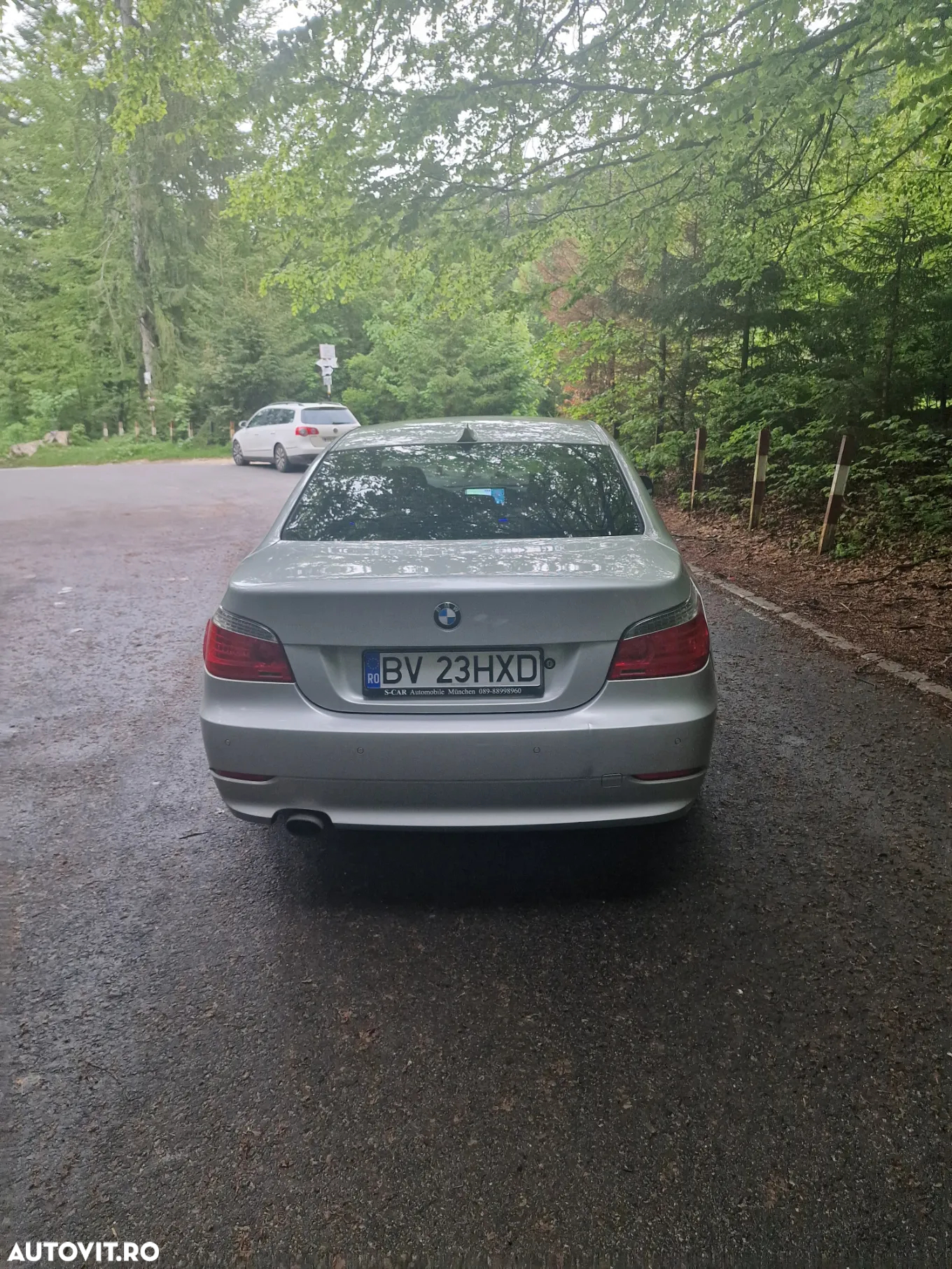 BMW Seria 5 520i - 5