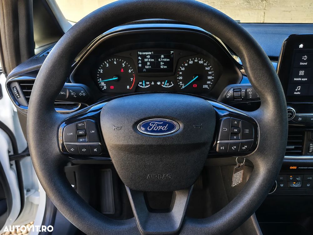 Ford Fiesta 1.1 Trend Connected - 13