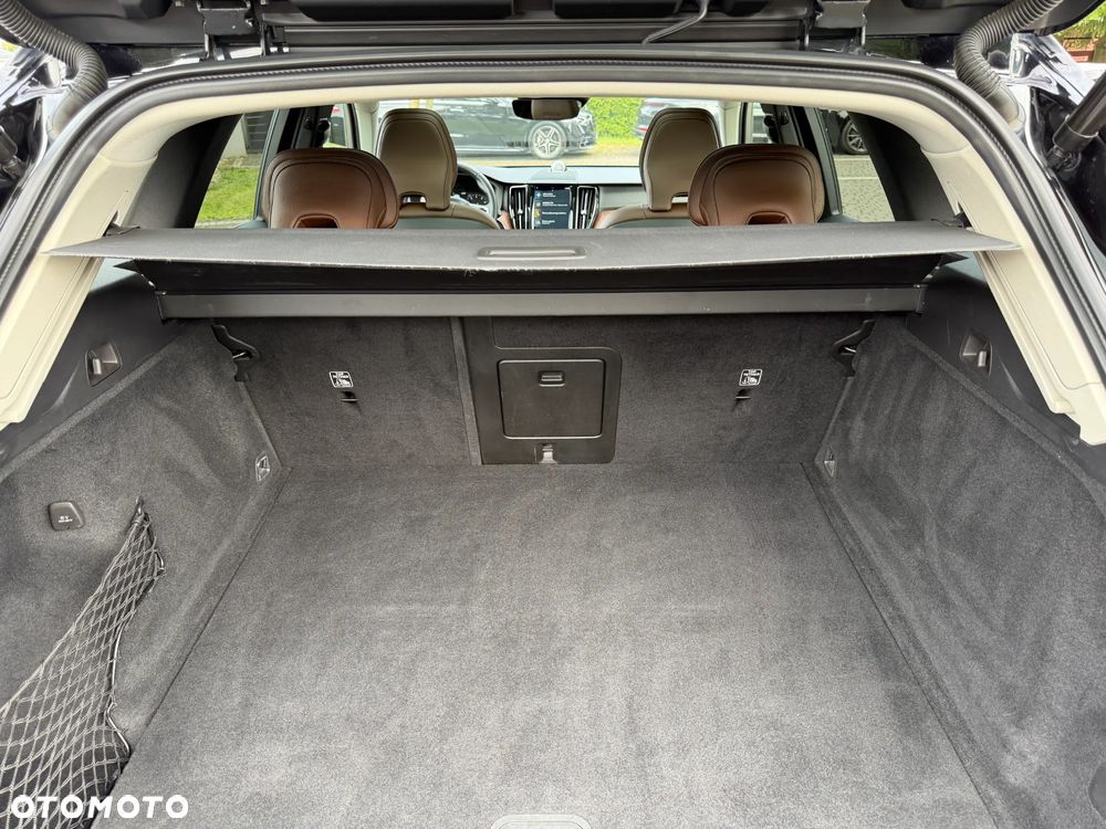 Volvo XC 60 B5 B AWD Inscription - 26