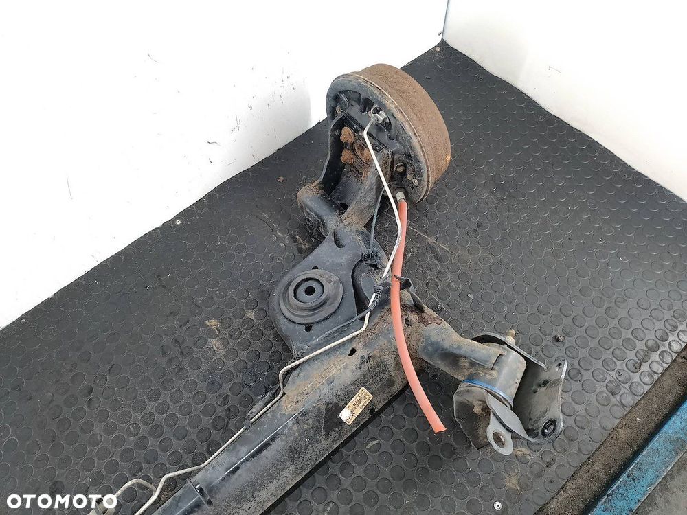 BELKA ZAWIESZENIA, OŚ TYŁ  DACIA DUSTER 555014225R 1.6 16V - 7