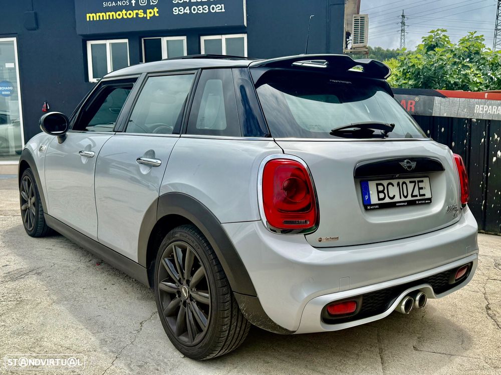MINI 5 Portas Cooper SD Auto Desportiva - 38