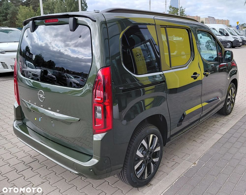 Opel Combo L 1.5 BlueHDi S&S GS EAT8 - 19