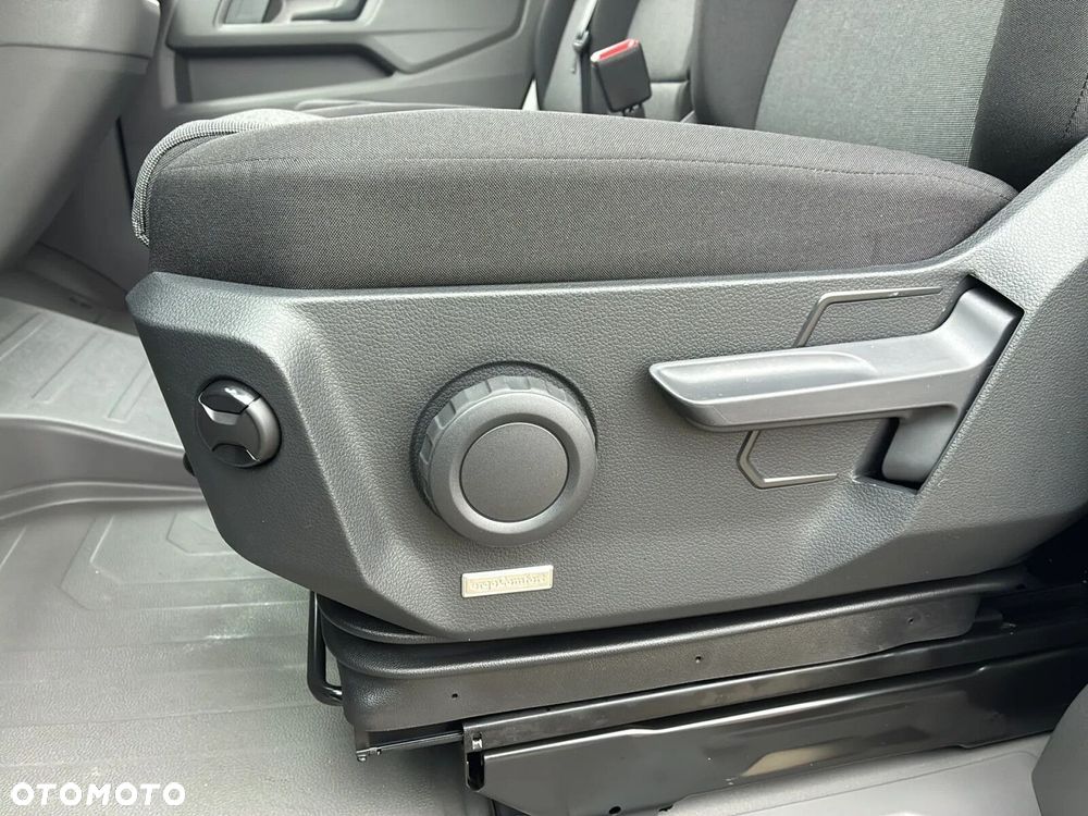 Volkswagen Crafter 35 Furgon L4H3, 2.0BiTDI 177KM, 4490mm, Wysoki dach - 36