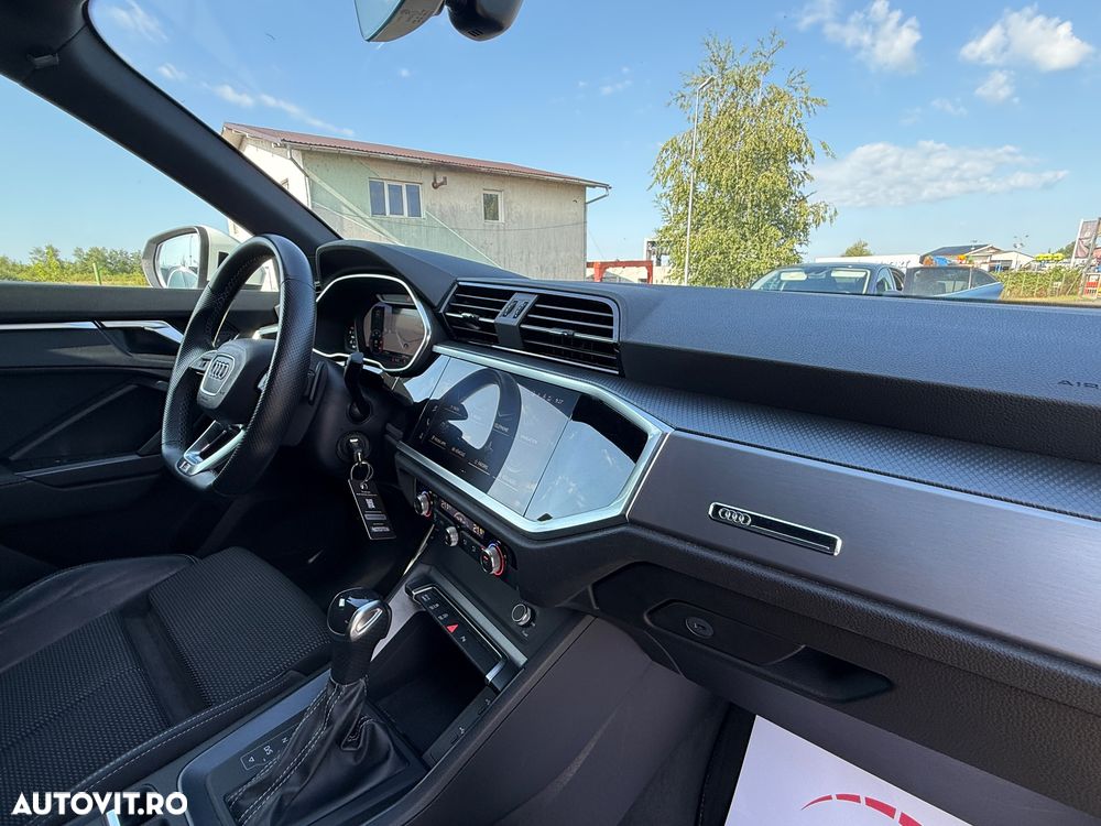 Audi Q3 2.0 35 TDI S tronic S Line - 32