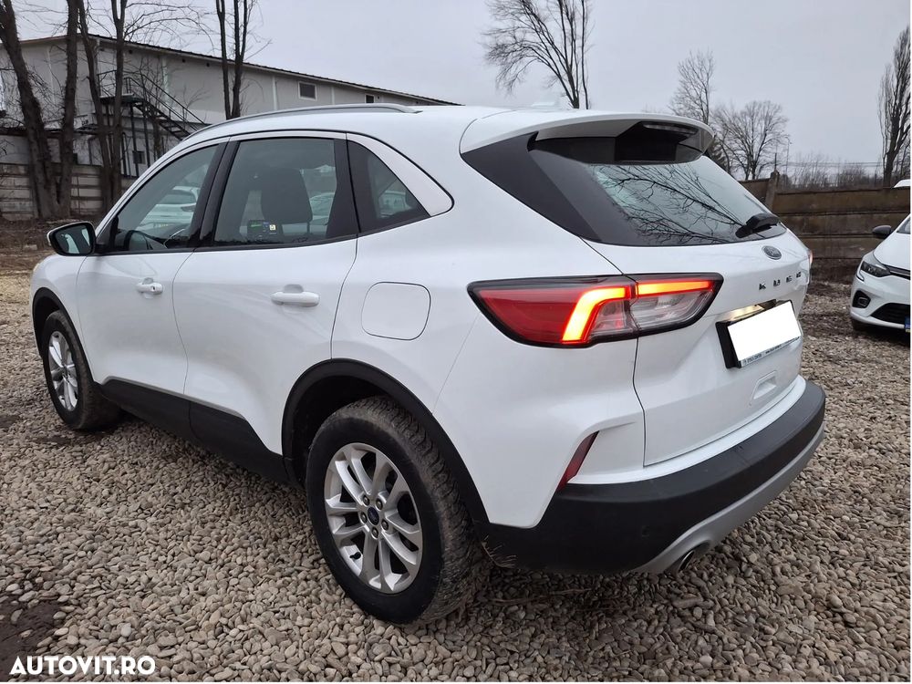 Ford Kuga 1.5 EcoBoost FWD Titanium - 6