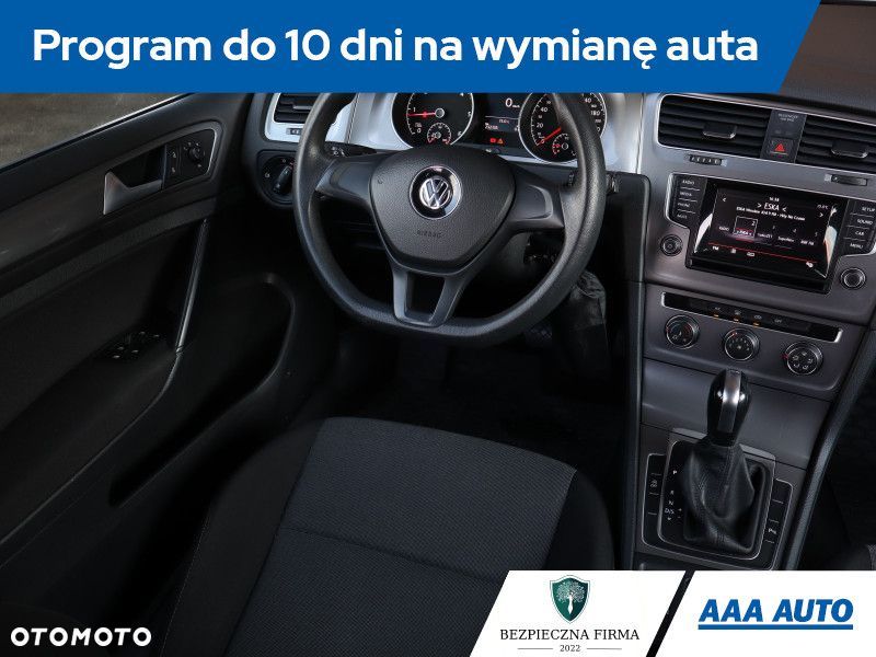 Volkswagen Golf Variant - 9