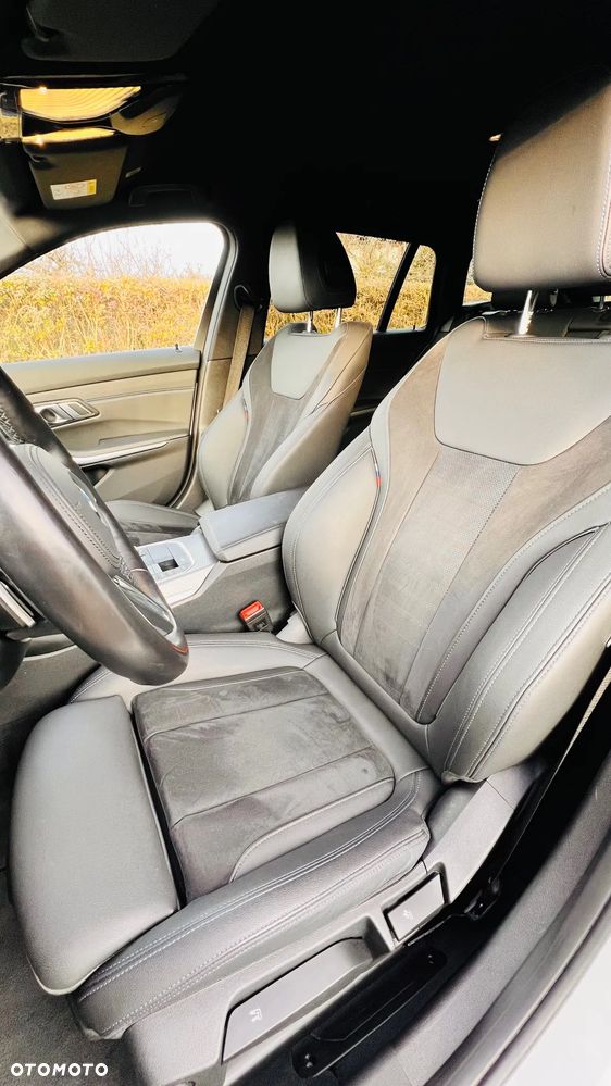 BMW Seria 3 320d xDrive M Sport sport - 32