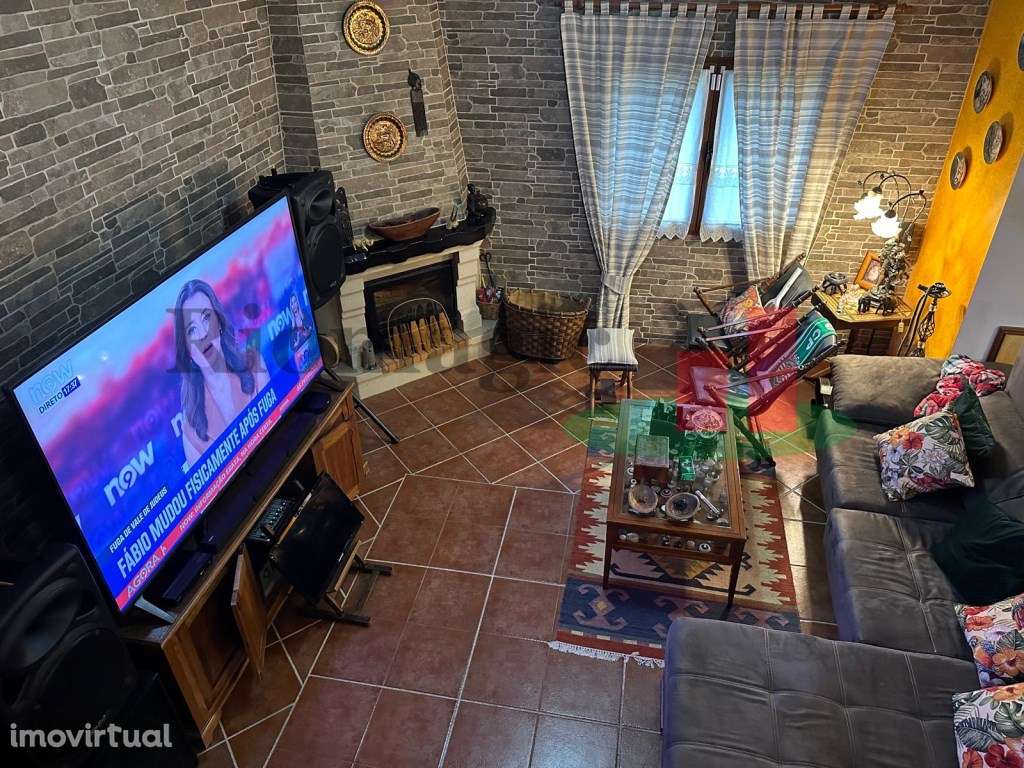 Moradia V3 com Garagem, Jardim e Piscina no Alto da Serra - Rio Maior - Grande imagem: 5/38