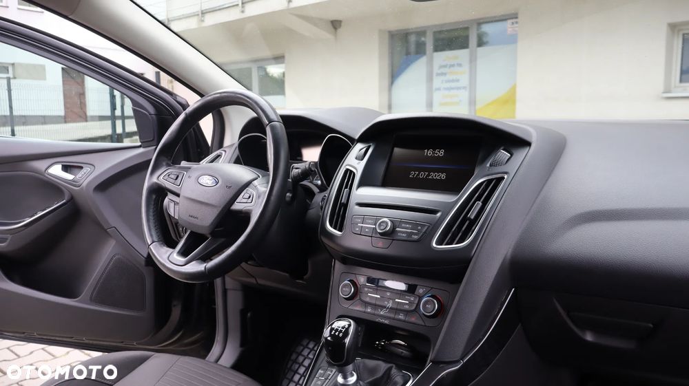 Ford Focus 1.0 EcoBoost Titanium - 21