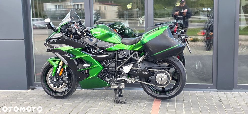 Kawasaki Ninja H2 SX - 26