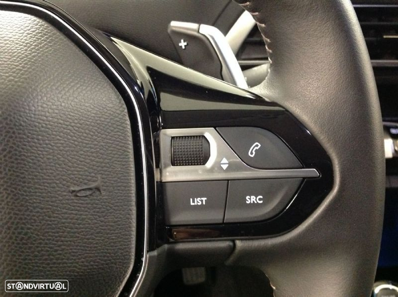 Peugeot 3008 1.6 Hybrid Allure Pack e-EAT8 - 52