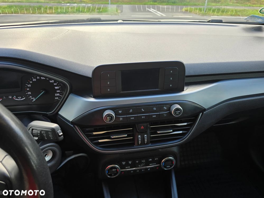 Ford Focus 1.5 TDCi Trend - 29