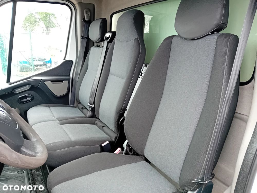 Renault Master - 18