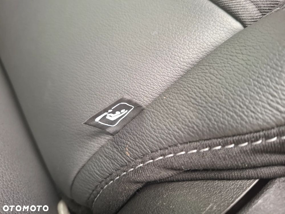 Ford Kuga 1.5 EcoBoost 2x4 Titanium - 29