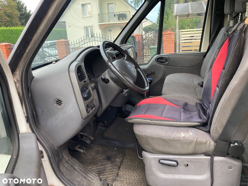 Ford Transit - 7