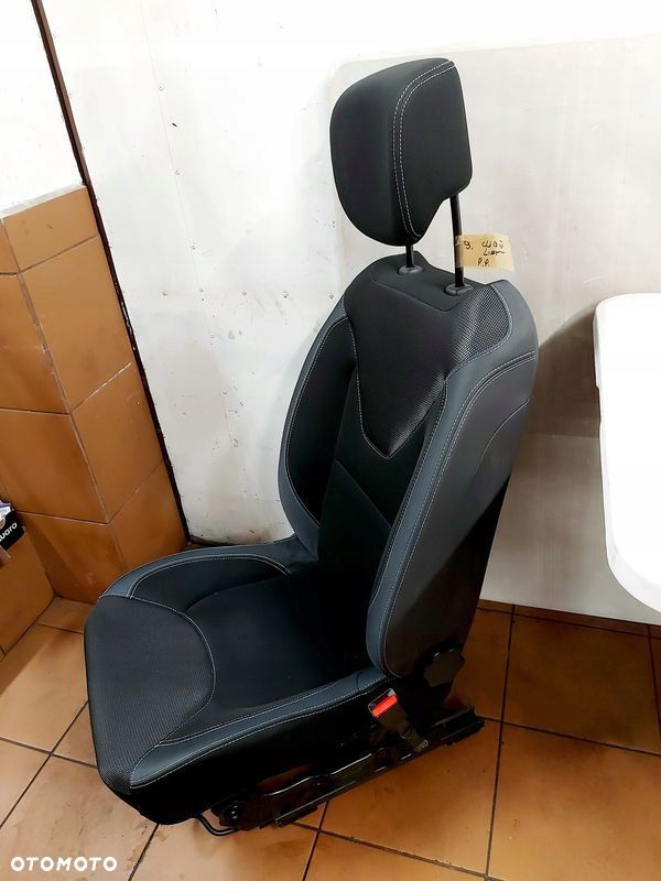 RENAULT CLIO IV 4 LIFT FOTEL PASAŻERA PRAWY PRZÓD - 10