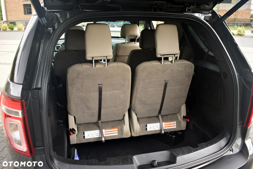 Ford Explorer - 31