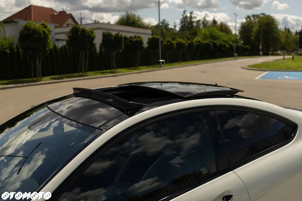 Mercedes-Benz Klasa C 63 AMG AMG SPEEDSHIFT MCT AMG Performance Package - 19