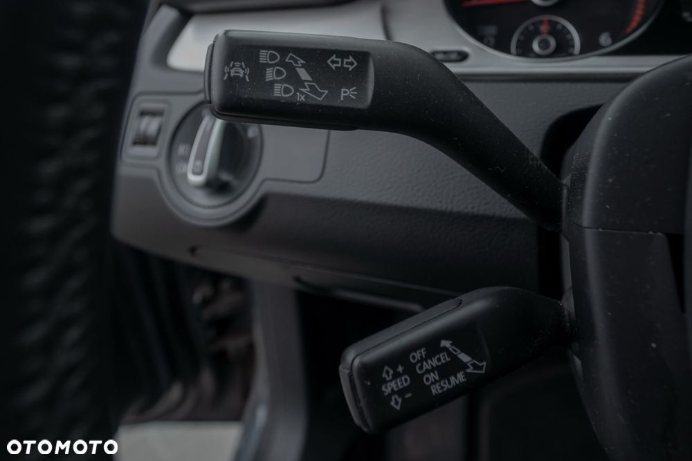 Volkswagen Passat 2.0 TDI Highline DSG - 20