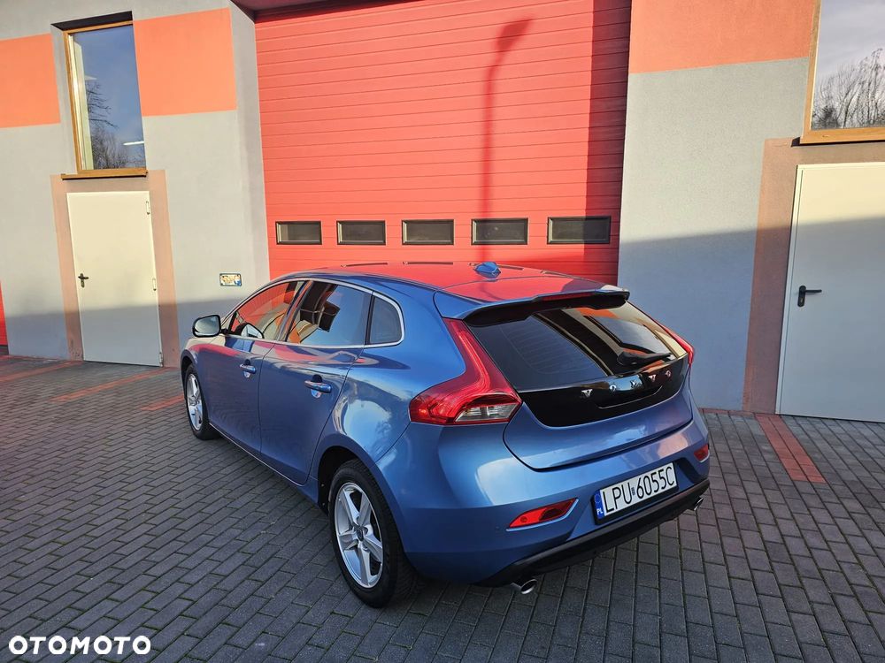 Volvo V40 D4 Summum - 8