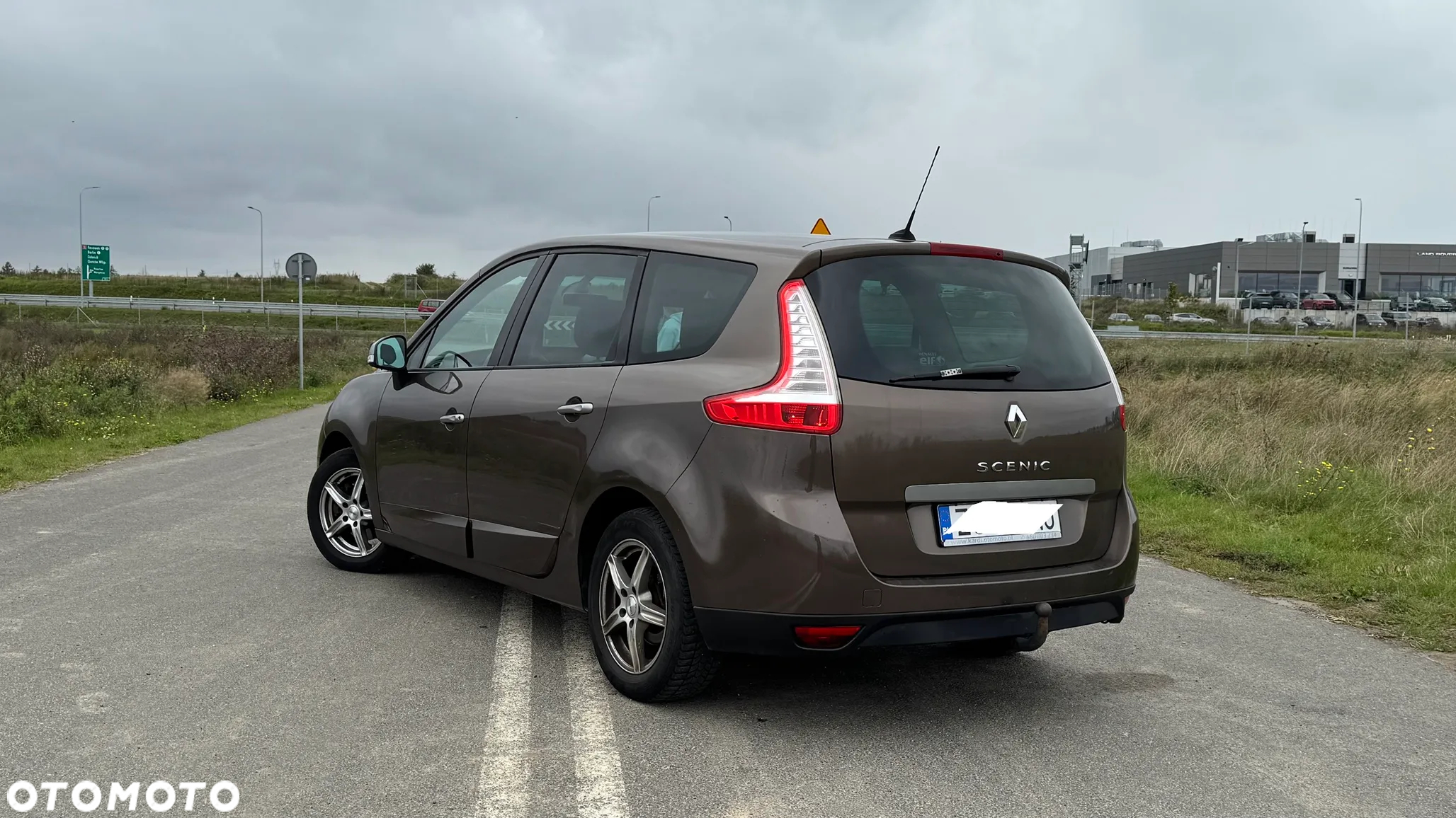 Renault Scenic 1.6 16V Authentique - 3