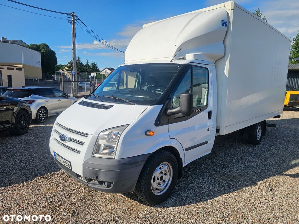 Ford Transit - 1