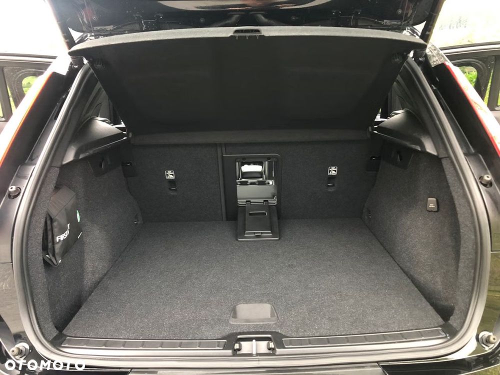 Volvo XC 40 T5 Recharge DKG RDesign - 24