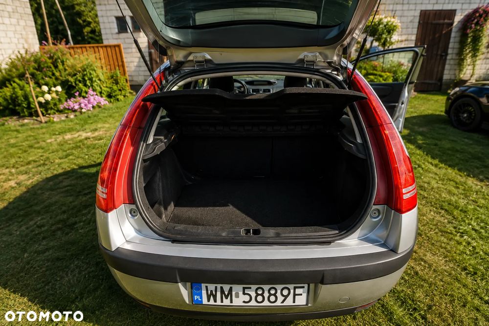 Citroën C4 1.6 HDi Impress - 4