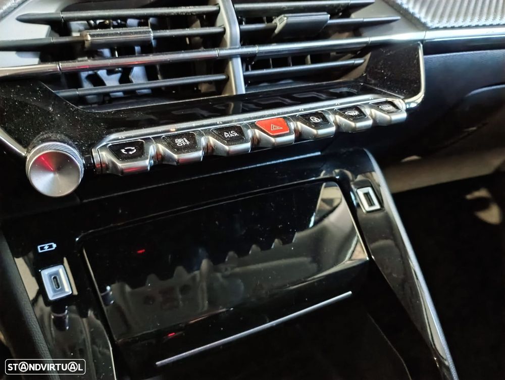 Peugeot 2008 1.5 BlueHDi Allure - 23