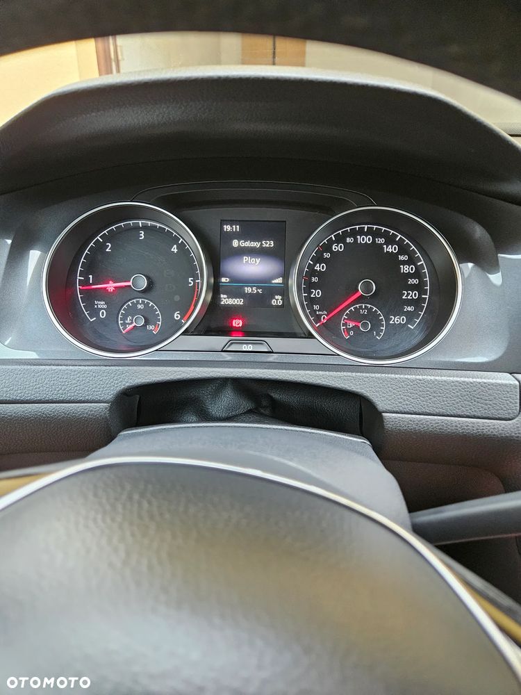 Volkswagen Golf 1.6 TDI (BlueMotion Technology) Comfortline - 26