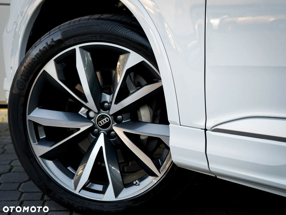 Audi Q7 55 TFSI quattro tiptronic S line - 6